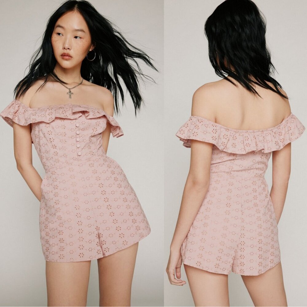 New Kimchi Blue Jeena Eyelet Off-The-Shoulder Mauve Romper Size M